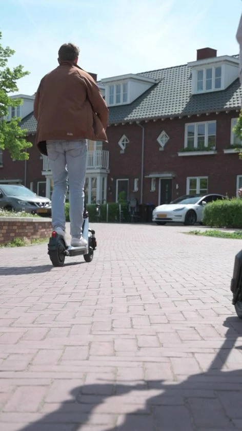 Premium Volans Elektrische Step Voor Volwassenen - Opvouwbare E Step 25 Km P/u 2 Premium Volans Elektrische Step Voor Volwassenen - Opvouwbare E Step 25 Km P/u - Afbeelding 2