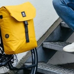 AGU Essentials DWR Enkele Fietstas Urban Klickfix Blauw - 17 L -Windgoo Shop 550x320 8