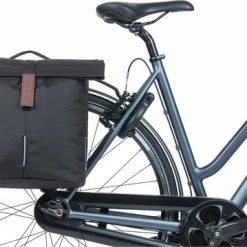 Basil City Dubbele Fietstas MIK - 28-32 Liter- Zwart 11 Basil City Dubbele Fietstas MIK - 28-32 Liter- Zwart -Windgoo Shop 550x359 2