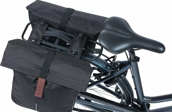 Basil City Dubbele Fietstas MIK - 28-32 Liter- Zwart 3 Basil City Dubbele Fietstas MIK - 28-32 Liter- Zwart - Afbeelding 3