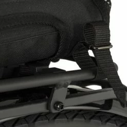 Fastrider Unibag Dubbele Fietstas - Voorzien Van Uitsparing Voor Snelbinders En LED Verlichting - Waterafstotend - Reflectiestrepen - 28 Liter - Zwart -Windgoo Shop 550x364 6