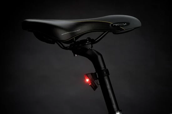 AXA - Greenline 25 Lux - LED Fietslampjes Voor En Achter - Fietsverlichting USB Oplaadbaar 7 AXA - Greenline 25 Lux - LED Fietslampjes Voor En Achter - Fietsverlichting USB Oplaadbaar - Afbeelding 7