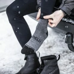 Rogelli Wintersok Merino Wool 2-pack - Grijs & Zwart - Maat 44-47 13 Rogelli Wintersok Merino Wool 2-pack - Grijs & Zwart - Maat 44-47 -Windgoo Shop 550x366 24