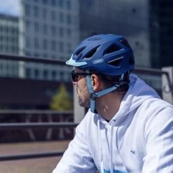 ABUS Urban-I 3.0 Fietshelm - Maat M (52-58 Cm) - Glacier Blue 12 ABUS Urban-I 3.0 Fietshelm - Maat M (52-58 Cm) - Glacier Blue -Windgoo Shop 550x367 14