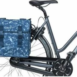 Basil Wanderlust Dubbele Fietstas - Zwart - 35 Liter -Windgoo Shop 550x367 3