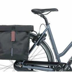 Basil City Dubbele Fietstas - Camel Bruin - 32 Liter 23 Basil City Dubbele Fietstas - Camel Bruin - 32 Liter -Windgoo Shop 550x400 4