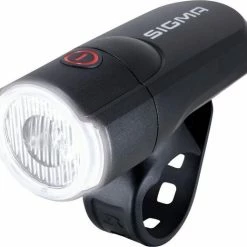 Sigma Sport AURA 30 Fietsverlichting Set - Led Koplamp 30 Lux - CURVE Achterlicht - Inclusief Batterijen -Windgoo Shop 550x519 17