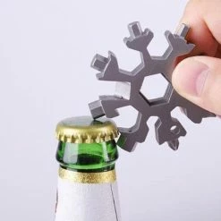 Merkloos 18-in-1 Multi Tool | Kleurrijk | Sneeuwvlok Sleutelhanger| Moersleutel | Draagbare Universele Tool |Schroevendraaier | Cadeau Tip | Cadeau | Vaderdag Cadeau | Cadeau Voor Hem -Windgoo Shop 550x534 14