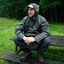 LOWLAND OUTDOOR Wandelponcho - 100% Waterdicht (10.000mm) - Ademend (8.000g/M ) PFAS Vrij! 15 LOWLAND OUTDOOR Wandelponcho - 100% Waterdicht (10.000mm) - Ademend (8.000g/M ) PFAS Vrij! -Windgoo Shop 550x550 1145