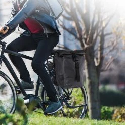 Ekostar Dubbele Fietstas - Rolltop - Waterbestendig - 46 L - Zwart 24 Ekostar Dubbele Fietstas - Rolltop - Waterbestendig - 46 L - Zwart -Windgoo Shop 550x550 148