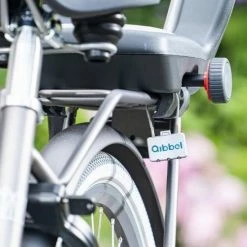 Qibbel 6+ Junior Fietsstoeltje Achter - Zwart - Inclusief Voetsteuntjes -Windgoo Shop 550x550 250