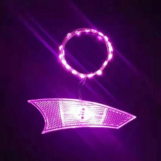 BOTC LED Spaakverlichting - Fiets Licht - Lichtsnoer Fietswiel - 20 Leds - 2meter - 1 Fietswiel - Roze 4 BOTC LED Spaakverlichting - Fiets Licht - Lichtsnoer Fietswiel - 20 Leds - 2meter - 1 Fietswiel - Roze - Afbeelding 4