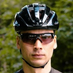 BBB Cycling Impulse PH Fietsbril - Zonnebril Meekleurende Lens - Instelbaar Neusstuk - Glossy Metallic Black - BSG-62PH -Windgoo Shop 550x550 557