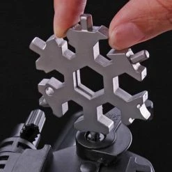 Merkloos 18-in-1 Multi Tool | Zwart | Sneeuwvlok Sleutelhanger| Moersleutel | Draagbare Universele Tool | Schroevendraaier | Cadeau Tip | Vaderdag Cadeau | Cadeau Voor Hem| Vaderdag -Windgoo Shop 550x550 623