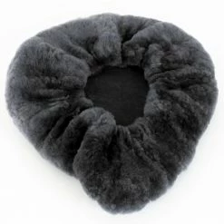 Fastrider Schapenvacht Zadelhoes Grijs 9 Fastrider Schapenvacht Zadelhoes Grijs -Windgoo Shop 550x550 739