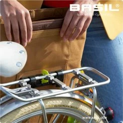 Basil City Fietsshopper - Enkele Fietstas - Camel Bruin - 16 Liter -Windgoo Shop 550x550 964