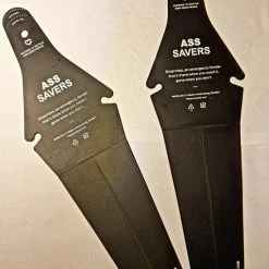 Merkloos Ass Saver - Spatbord Mountainbike Of Racefiets - Achterspatbord - Lichtgewicht (slechts 18 Gram) - Ass Saver Flexibel Opvouwbaar Voor Opberging In Achterzak - (Incl Gratis Verzending) -Windgoo Shop 550x733 24