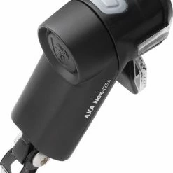 AXA Nox Sport 12 Lux - Fietslamp Voorlicht - LED Koplamp - Fietsverlichting Op Batterij - Auto/Off - Zwart 13 AXA Nox Sport 12 Lux - Fietslamp Voorlicht - LED Koplamp - Fietsverlichting Op Batterij - Auto/Off - Zwart -Windgoo Shop 550x775