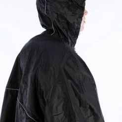 Ralka Poncho - Zwart - Volwassenen -Windgoo Shop 550x779 2