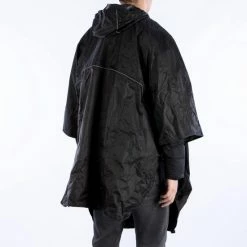 Ralka Poncho - Zwart - Volwassenen -Windgoo Shop 550x801 1