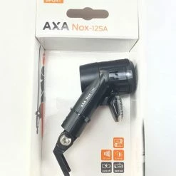 AXA Nox Sport 12 Lux - Fietslamp Voorlicht - LED Koplamp - Fietsverlichting Op Batterij - Auto/Off - Zwart 16 AXA Nox Sport 12 Lux - Fietslamp Voorlicht - LED Koplamp - Fietsverlichting Op Batterij - Auto/Off - Zwart -Windgoo Shop 550x810 1