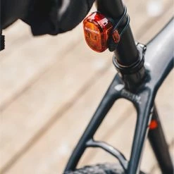 Sigma Sport Sigma Nugget II Flash USB Fiets Achterlicht - Li-ion Accu - Oplaadbaar -Windgoo Shop 550x822